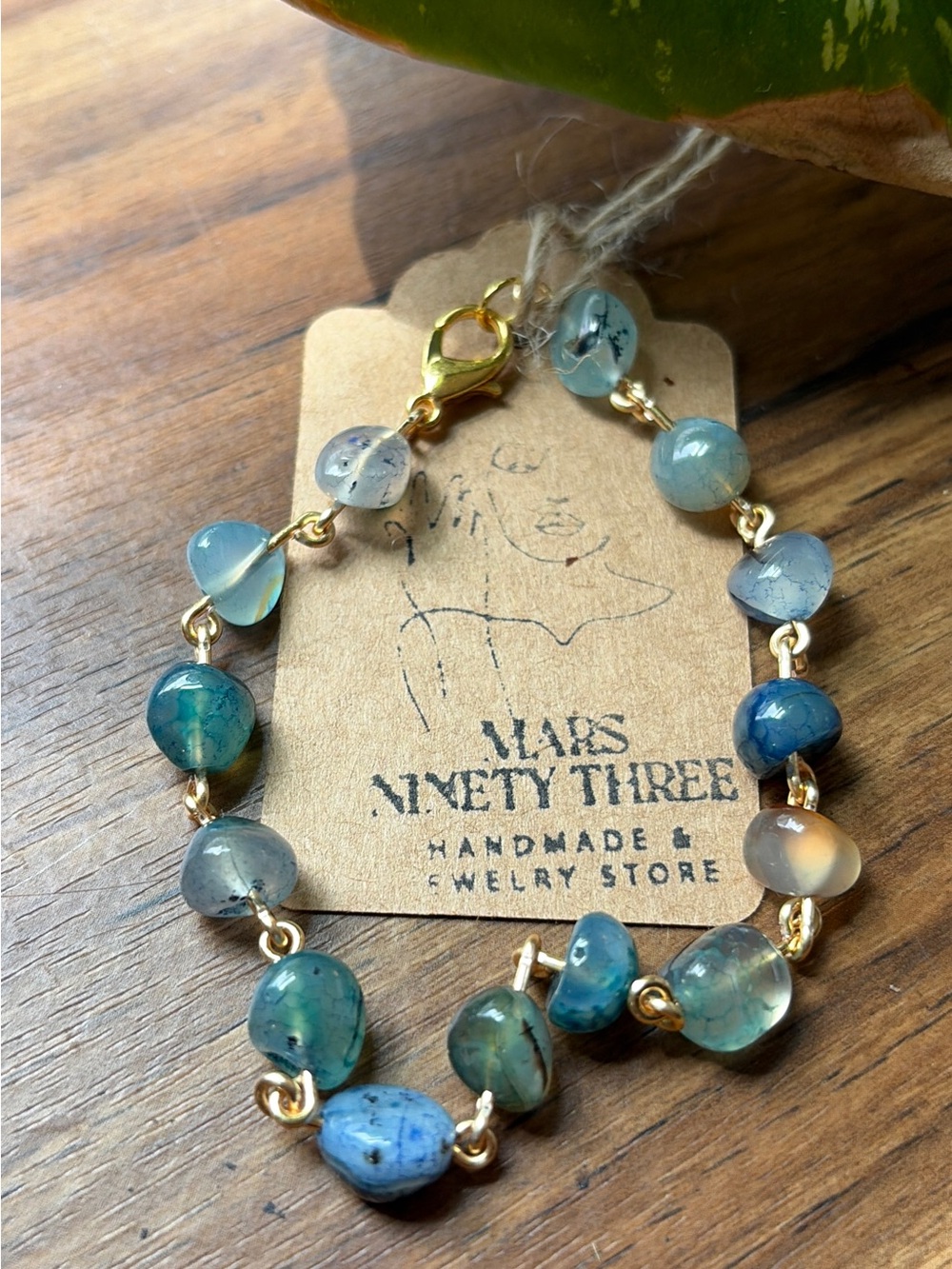 BLUE CRACKLE AGATE